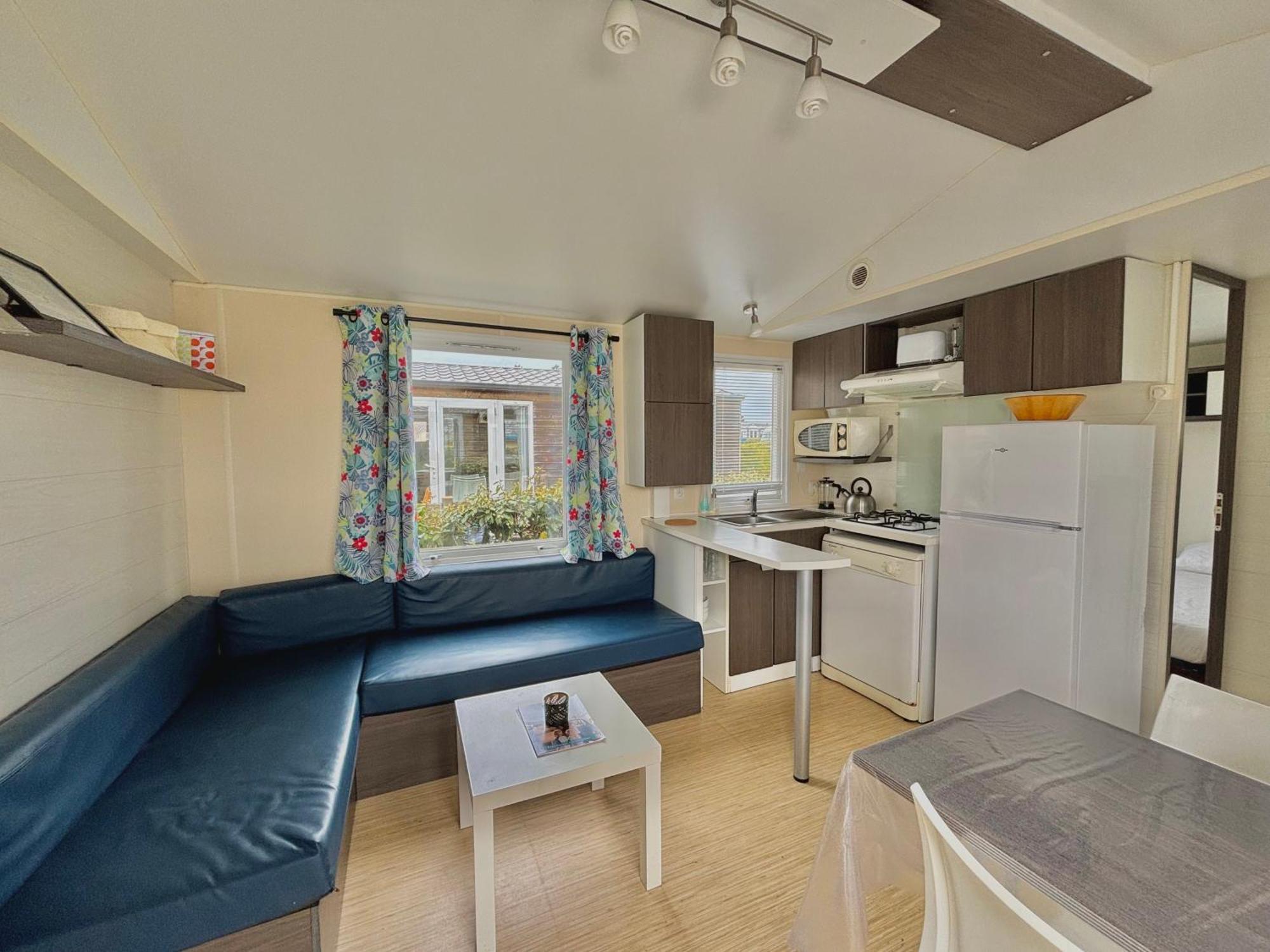 Camping Etang De La Vallee Combreux Room photo